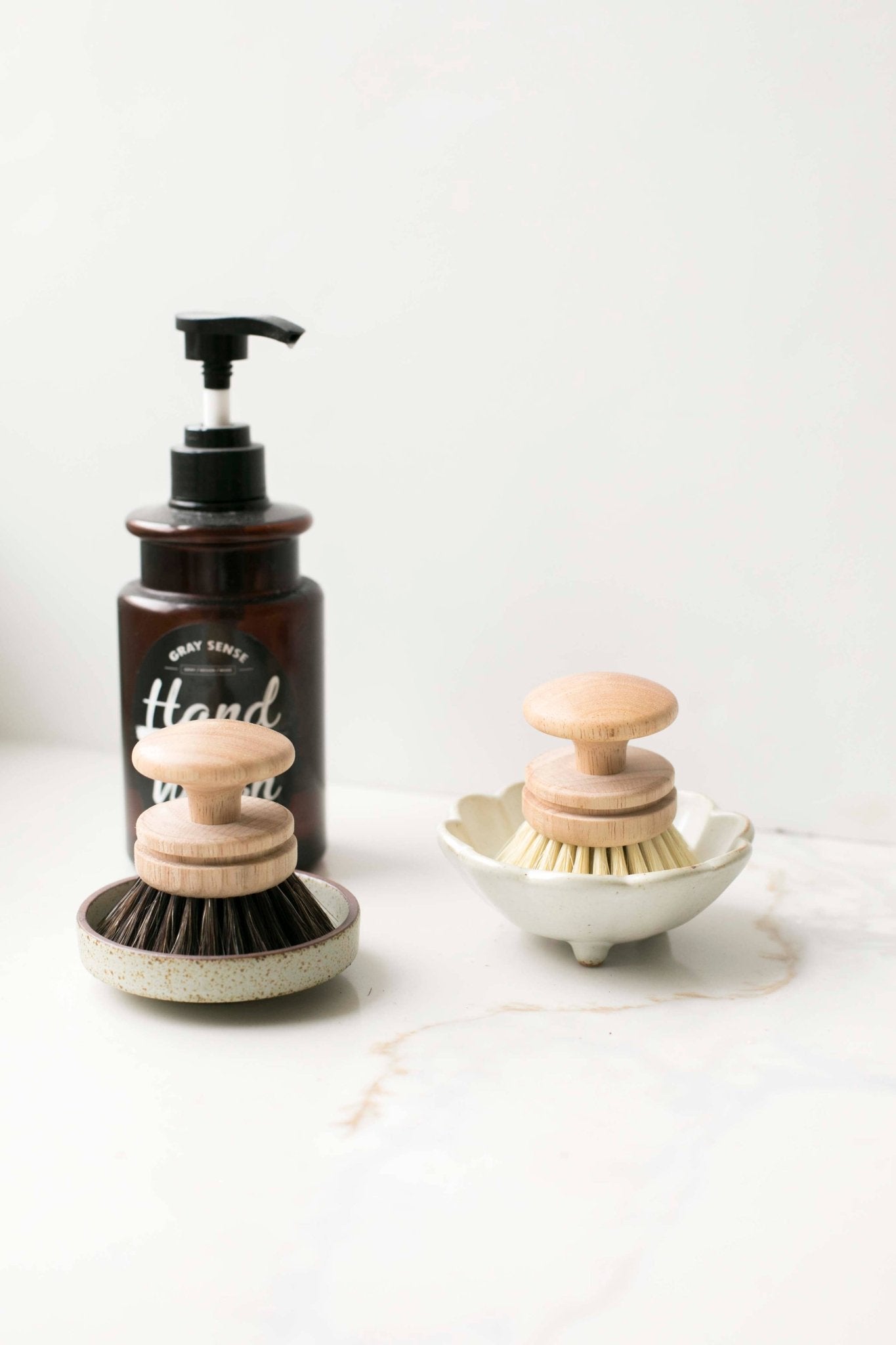 Lotus Scalloped Ceramic Soap Dish