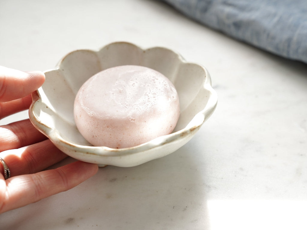 Lotus Scalloped Ceramic Soap Dish