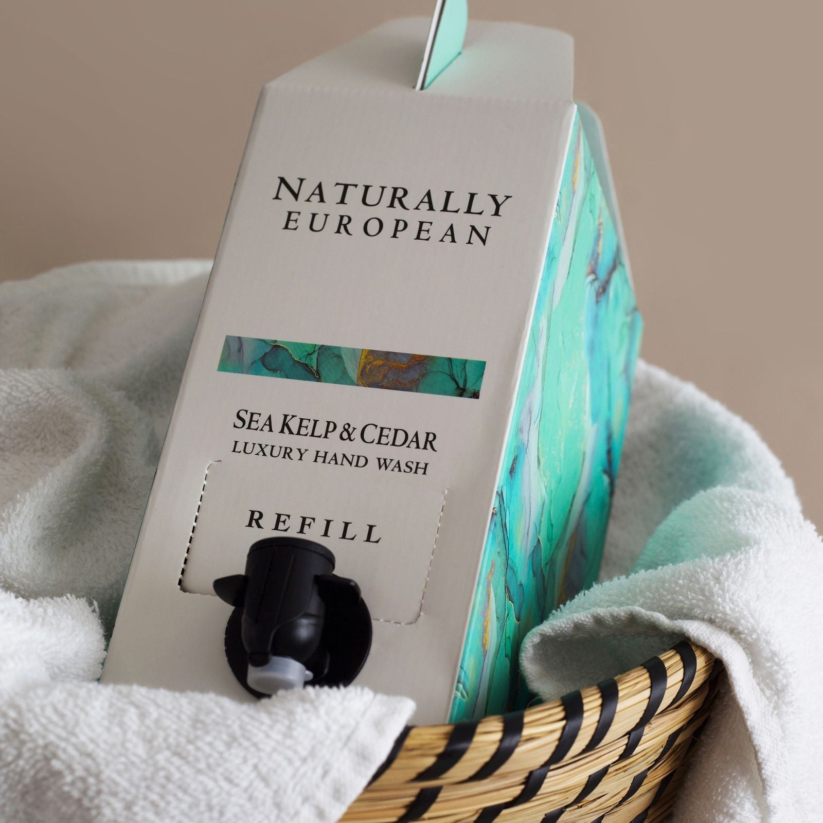Naturally European Sea Kelp and Cedar Hand Wash Refill 1L