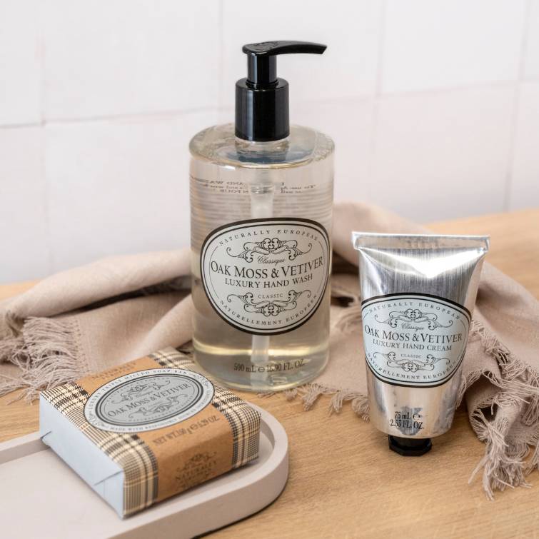 Naturally European Oak Moss and Vetiver Hand Wash 500ml